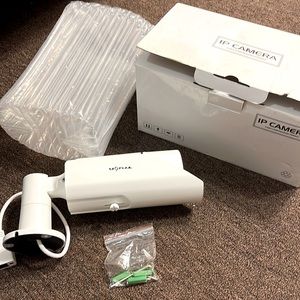 Truon NIR-B1032FV 720p IP Camera / IR Bullet Type / 42 IR / ICR / 2.8-12mm VF